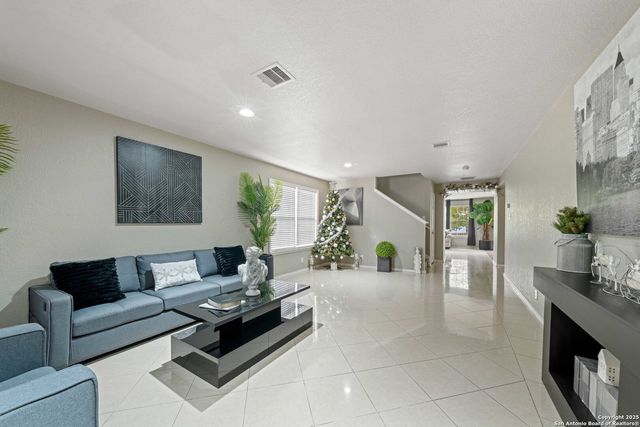 12903 thomas sumter, San Antonio, TX 78233