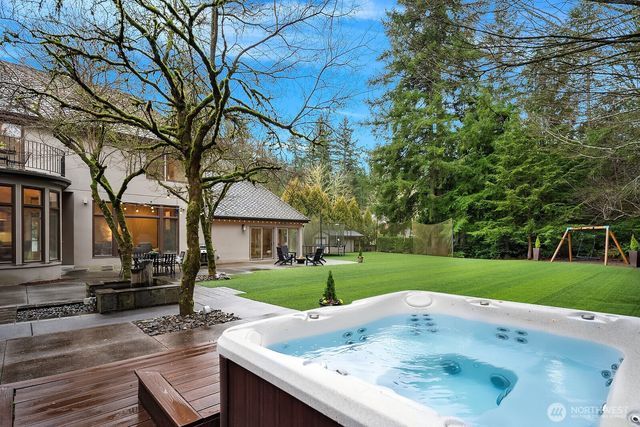 3533 262nd Avenue SE, Sammamish, WA 98075