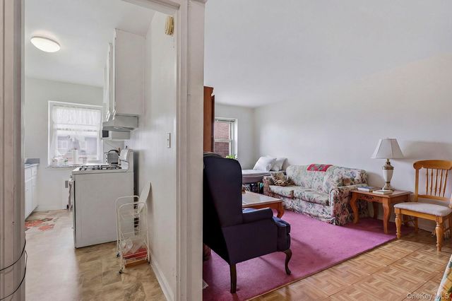 144-55 Melbourne Avenue 6J, Flushing, NY 11367