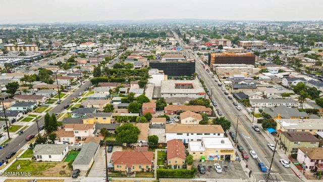 10333 Inglewood Avenue, Inglewood, CA 90304