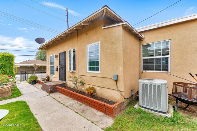10333 Inglewood Avenue, Inglewood, CA 90304