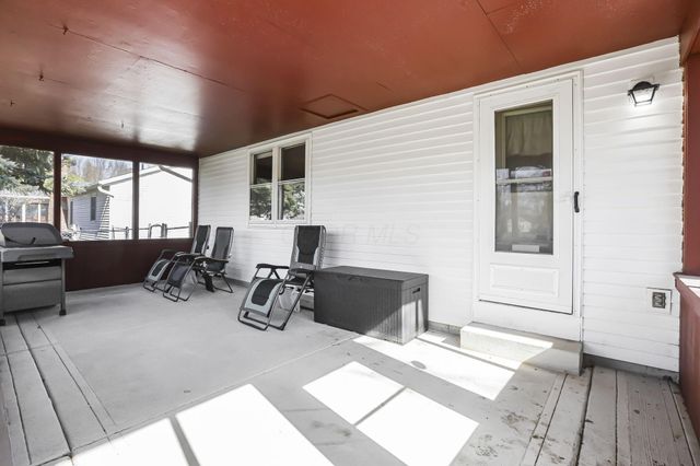 252 Old Coach Place, Canal Winchester, OH 43110