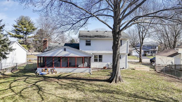 252 Old Coach Place, Canal Winchester, OH 43110