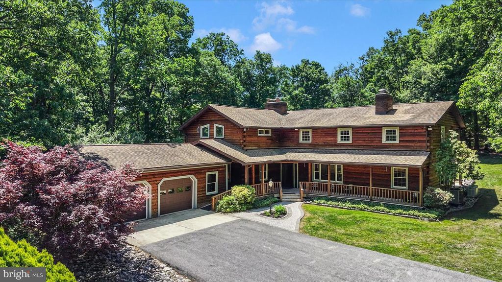 Image 3 of property listing at 4509 SHAFF LN, Frederick, MD 21703