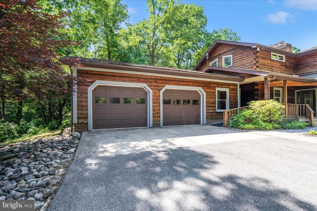 Image 5 of property listing at 4509 SHAFF LN, Frederick, MD 21703