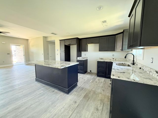 329 Whitley Way, Berea, KY 40403