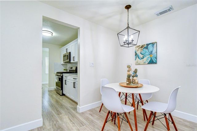 10037 62ND TERRACE N 5, St Petersburg, FL 33708