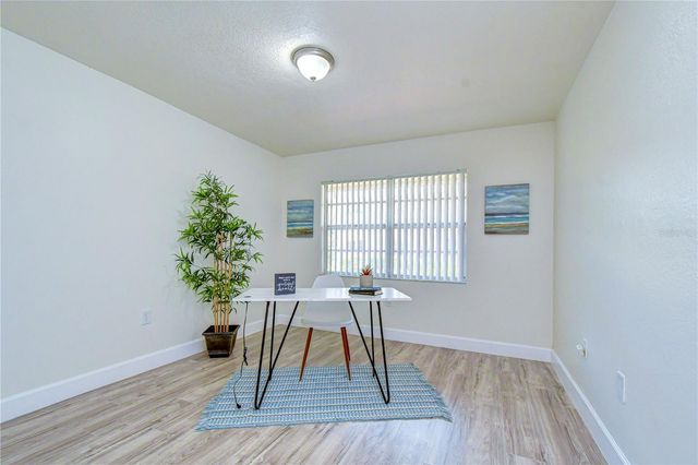 10037 62ND TERRACE N 5, St Petersburg, FL 33708