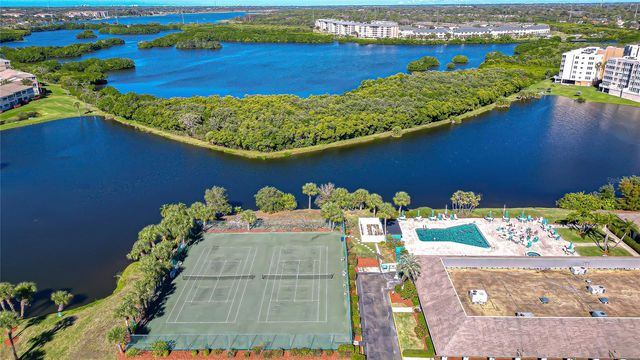 10037 62ND TERRACE N 5, St Petersburg, FL 33708