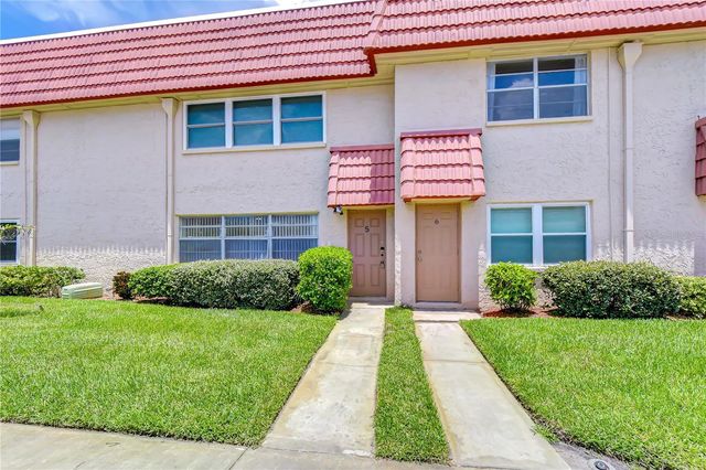 10037 62ND TERRACE N 5, St Petersburg, FL 33708