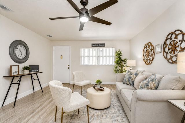 10037 62ND TERRACE N 5, St Petersburg, FL 33708