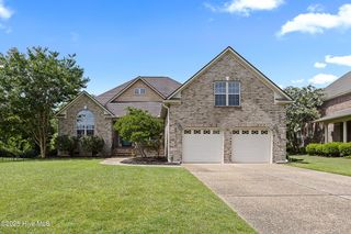 99 Sir Walter Court, Hampstead, NC 28443