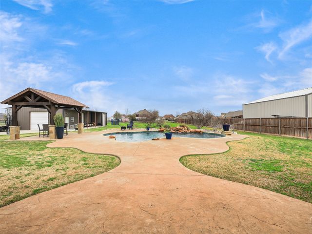 608 Singing Quail Trail, Haslet, TX 76052