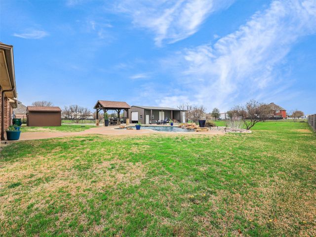 608 Singing Quail Trail, Haslet, TX 76052