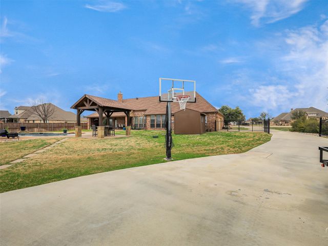 608 Singing Quail Trail, Haslet, TX 76052
