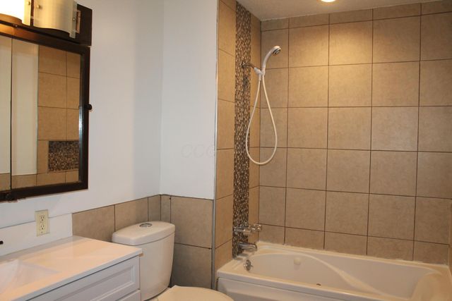 85 Stornoway Drive W, Columbus, OH 43213