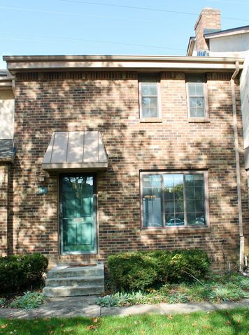 85 Stornoway Drive W, Columbus, OH 43213