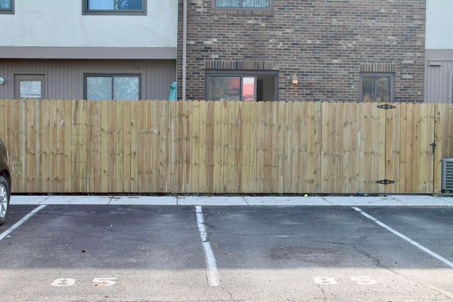 85 Stornoway Drive W, Columbus, OH 43213