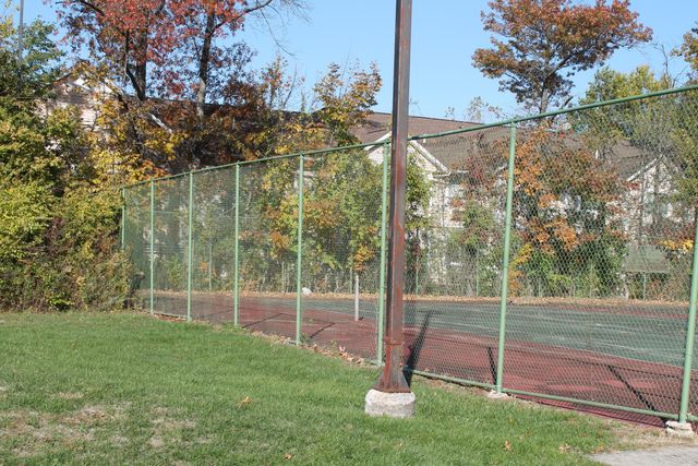 85 Stornoway Drive W, Columbus, OH 43213