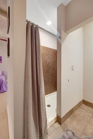 4100 Forest Park Avenue 306, St Louis, MO 63108