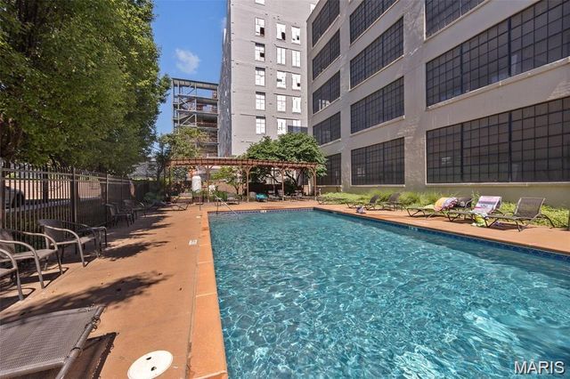 4100 Forest Park Avenue 306, St Louis, MO 63108