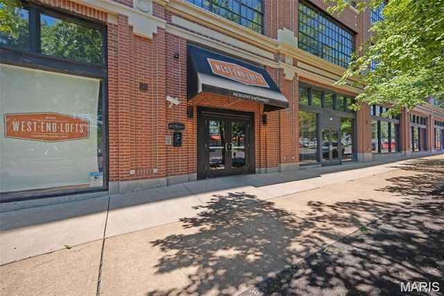 4100 Forest Park Avenue 306, St Louis, MO 63108