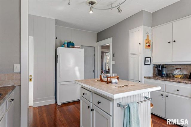 624 W VINE Street, Springfield, IL 62704