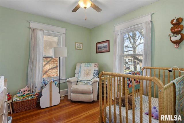 624 W VINE Street, Springfield, IL 62704