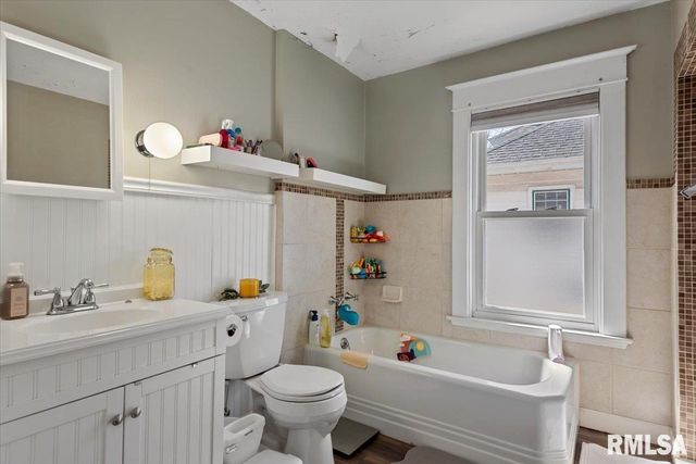 624 W VINE Street, Springfield, IL 62704