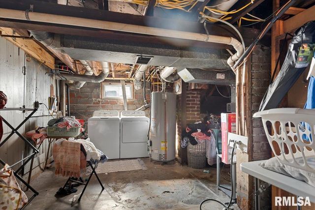 624 W VINE Street, Springfield, IL 62704