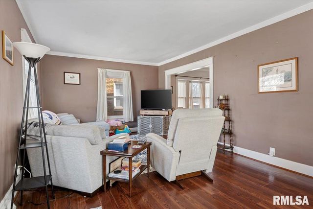 624 W VINE Street, Springfield, IL 62704