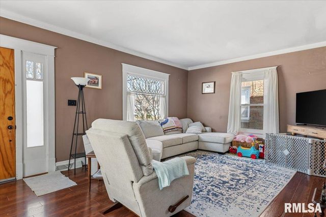 624 W VINE Street, Springfield, IL 62704