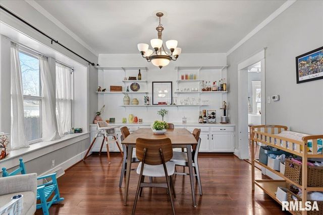 624 W VINE Street, Springfield, IL 62704