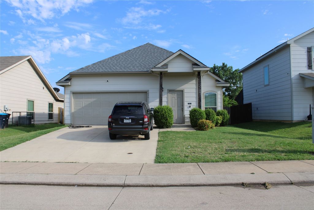 1436 Gallina Trail, Fort Worth, TX 76119