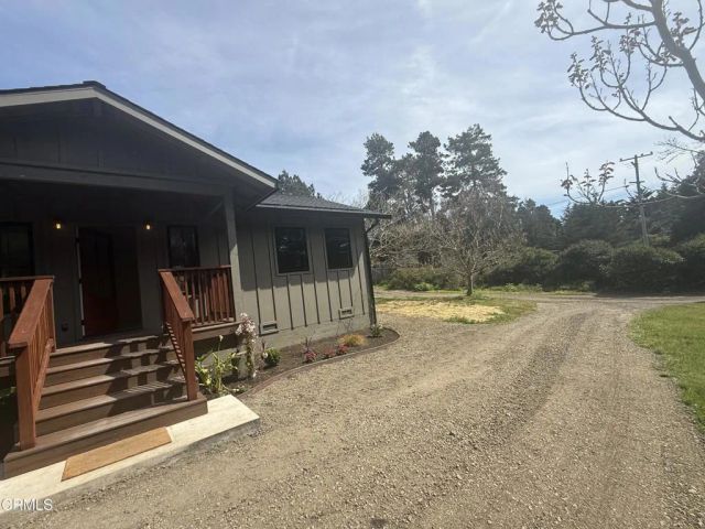 16875 Franklin Road, Fort Bragg, CA 95437