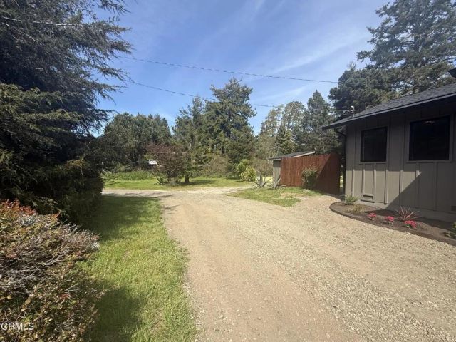 16875 Franklin Road, Fort Bragg, CA 95437