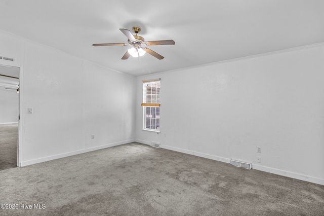 180 Quails Cove, Hampstead, NC 28443