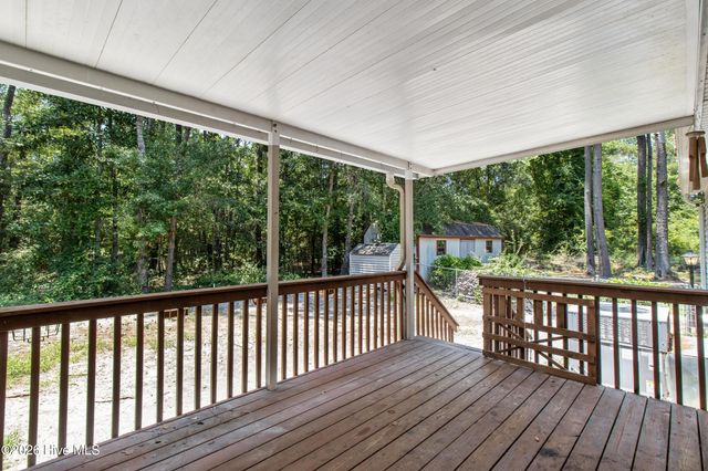 180 Quails Cove, Hampstead, NC 28443