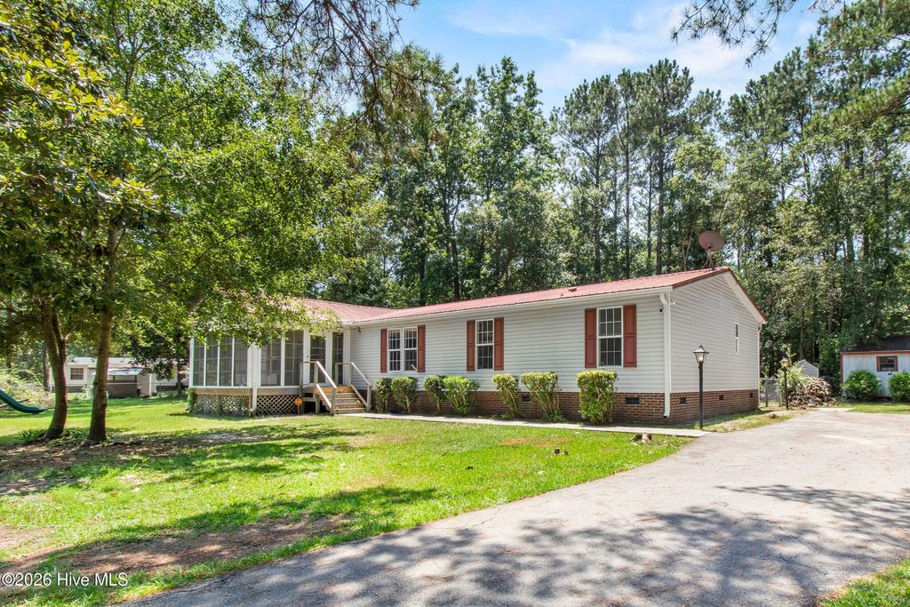 180 Quails Cove, Hampstead, NC 28443