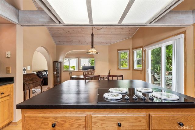 28116 Lachen Road, Lake Arrowhead, CA 92352