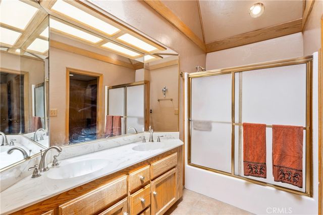 28116 Lachen Road, Lake Arrowhead, CA 92352