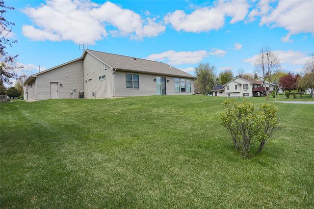 298 Kusilek Street, River Falls, WI 54022