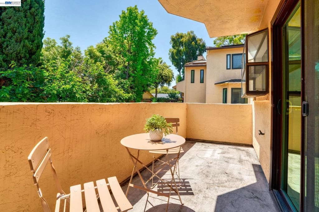 Image 17 of property listing at 2149 Junction Ave 10, Mountain View, CA 94043