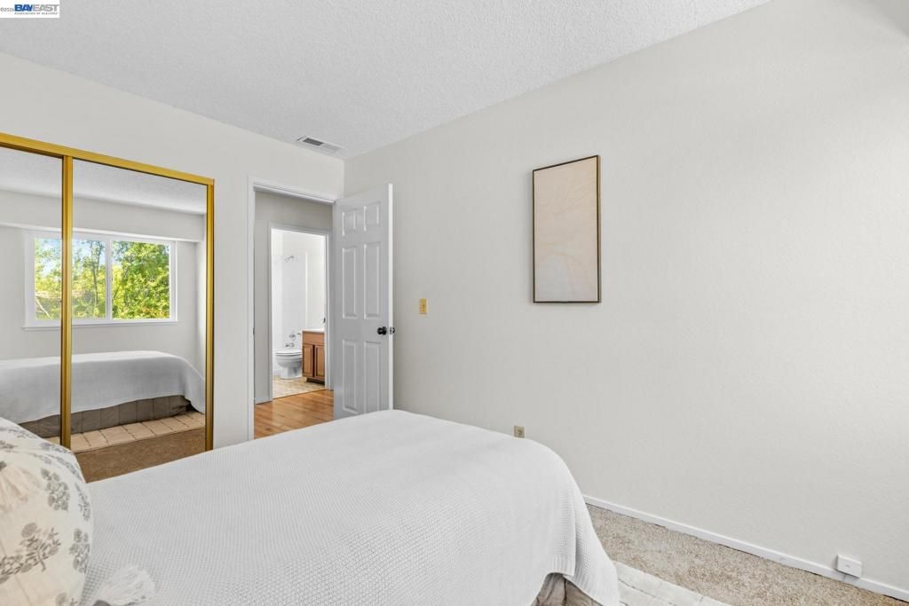 Image 24 of property listing at 2149 Junction Ave 10, Mountain View, CA 94043