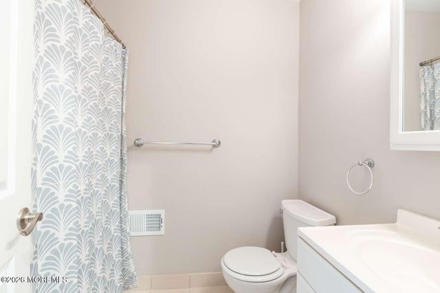 43 Poplar Place, Freehold, NJ 07728