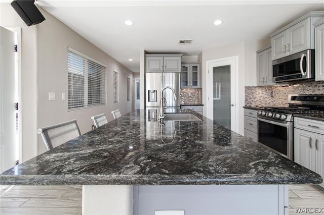 2418 Juneberry Circle, Bullhead City, AZ 86442