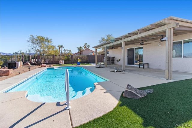 2418 Juneberry Circle, Bullhead City, AZ 86442