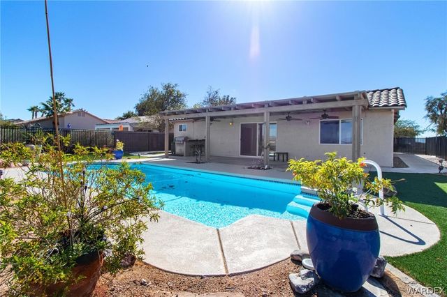 2418 Juneberry Circle, Bullhead City, AZ 86442