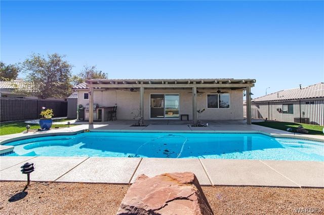 2418 Juneberry Circle, Bullhead City, AZ 86442