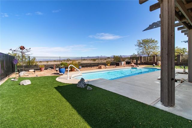 2418 Juneberry Circle, Bullhead City, AZ 86442